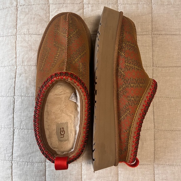 Ugg Platform Tasman Slippers - Picture 6 of 6